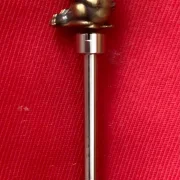 Vis de ralentie MAX pour carbu Keihin CV